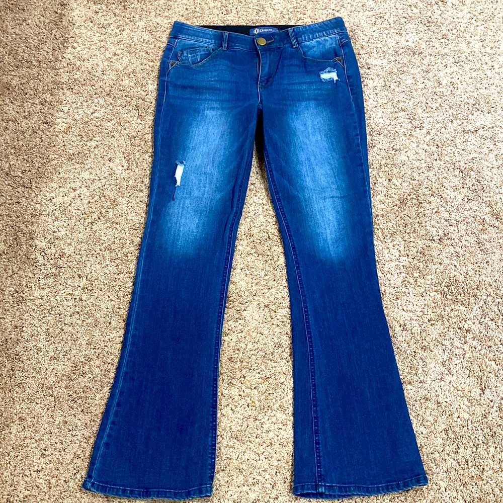 Democracy Light Distressed Jeans